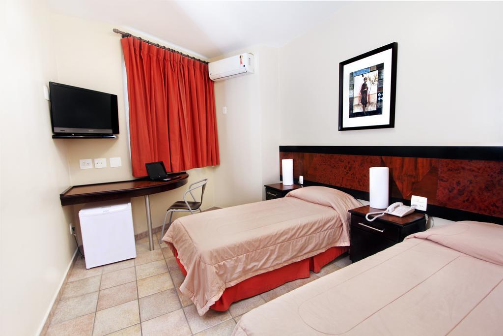 Hotel Dom Henrique Timóteo Kültér fotó