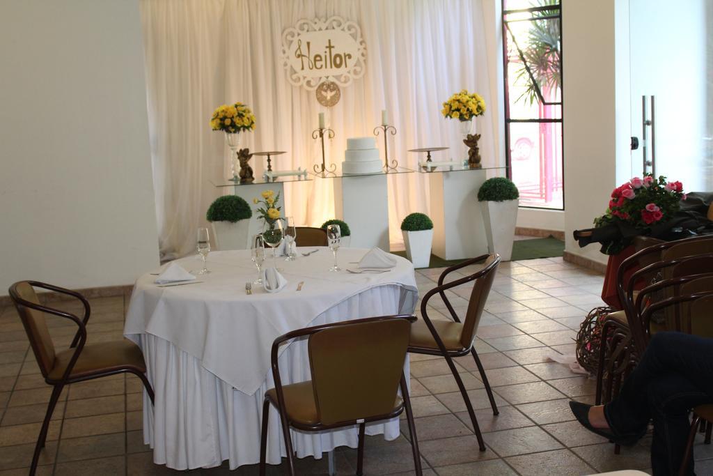 Hotel Dom Henrique Timóteo Kültér fotó