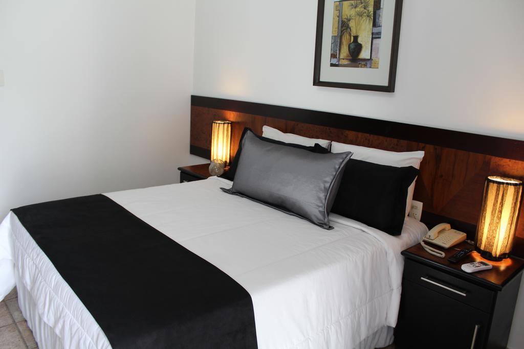 Hotel Dom Henrique Timóteo Kültér fotó