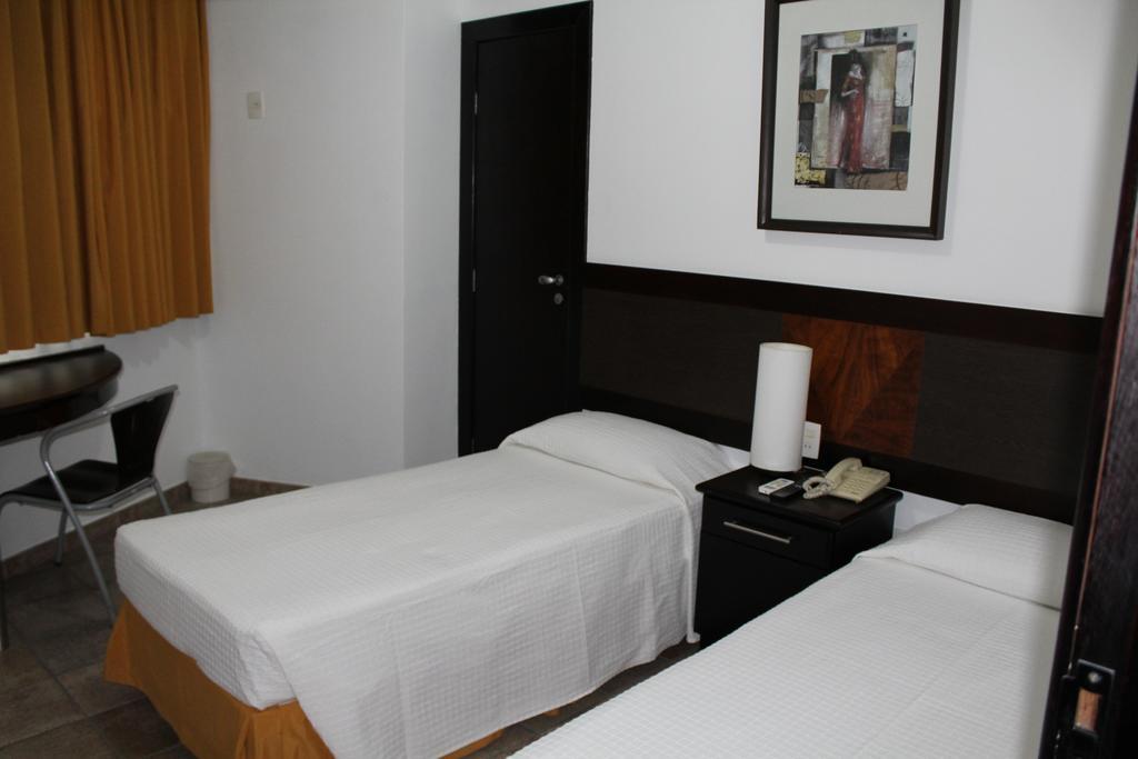 Hotel Dom Henrique Timóteo Kültér fotó