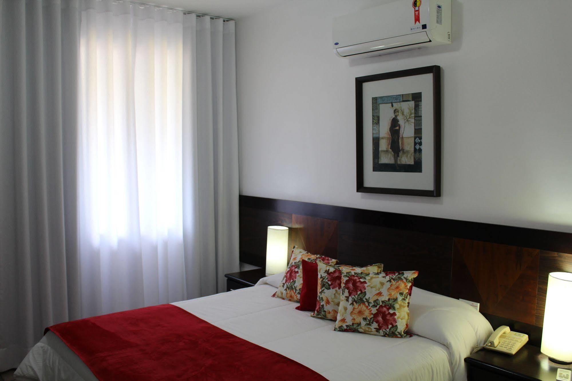 Hotel Dom Henrique Timóteo Kültér fotó